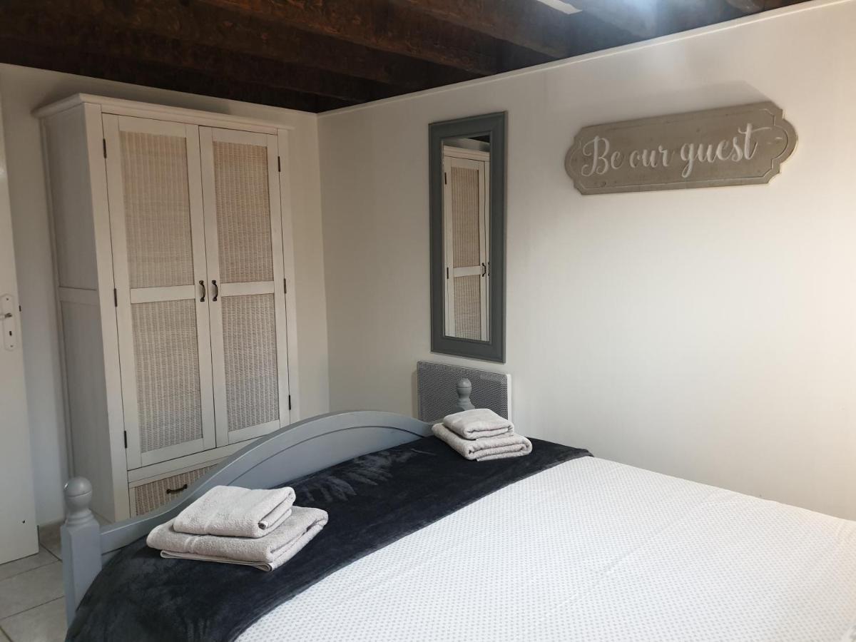 Les Gages Villa Brece  Екстериор снимка