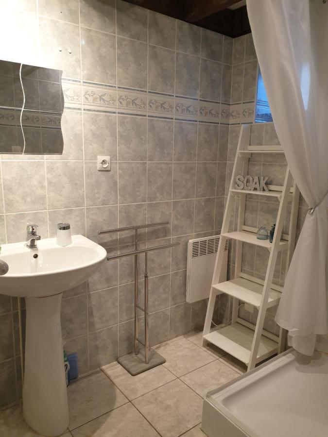 Les Gages Villa Brece  Екстериор снимка
